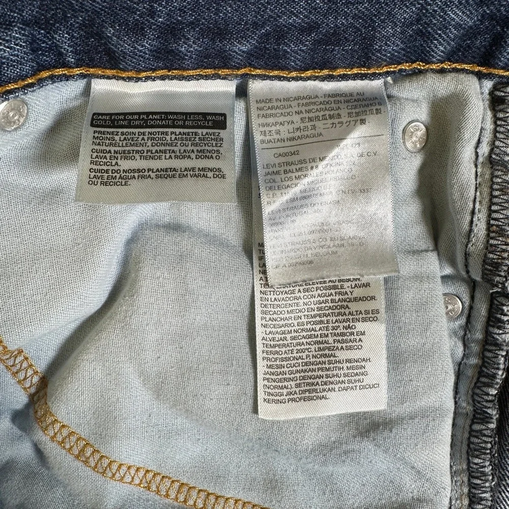 Levis 560 Comfort Fit Tapered Leg Jeans Mens 46x30 Blue Denim Medium Wash